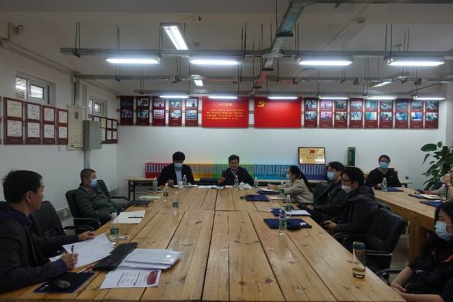 说明: G:\01 - 研究生教育工作会议\分组讨论总结\建艺开云(中国)照片\DSC05664.JPG